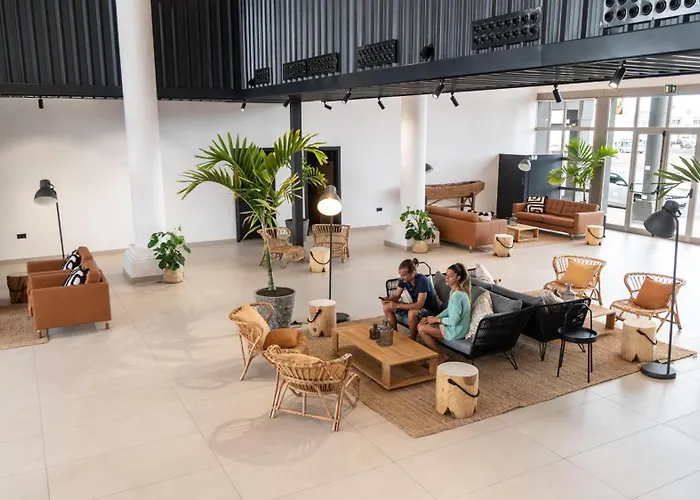 Coral Hotel 4*