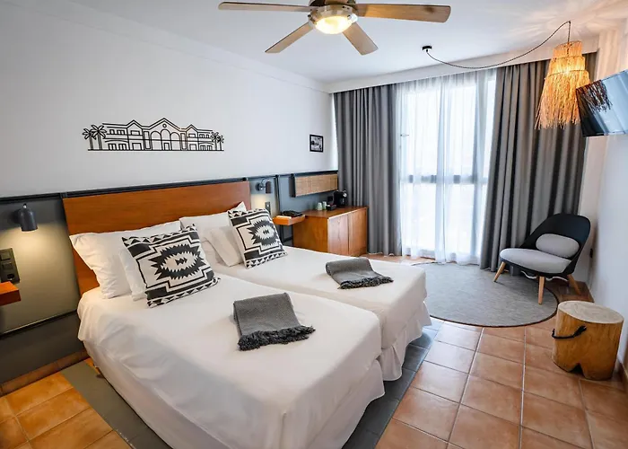 Hotell Coral 4*