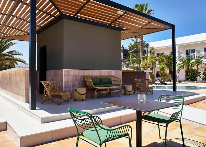 Coral Hotel